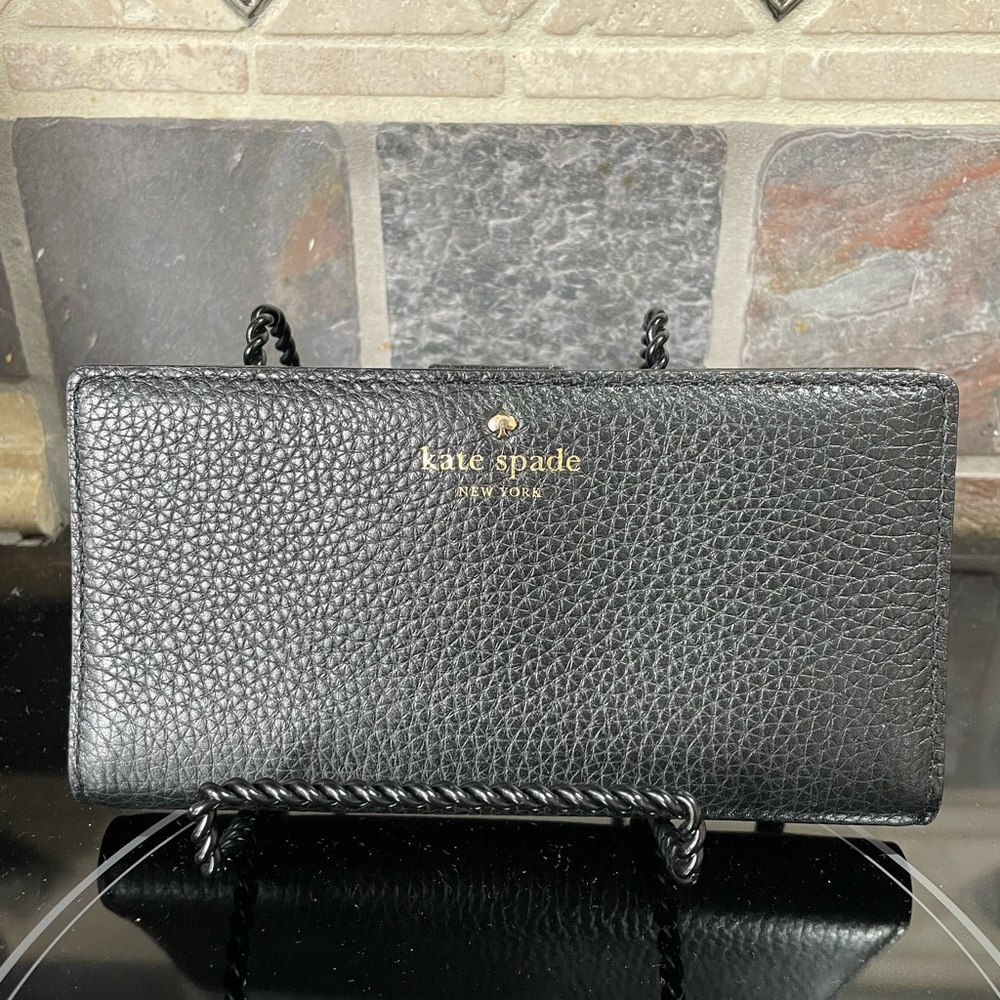 NWOT - Kate Spade Bifold Wallet - Pebbled Leather - Snap Closure thin wallet